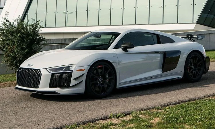 Audi R8 V10 Plus 