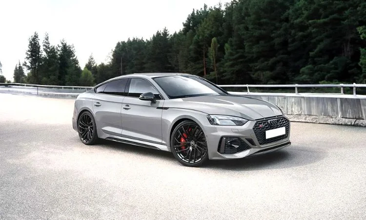  Audi RS 5 