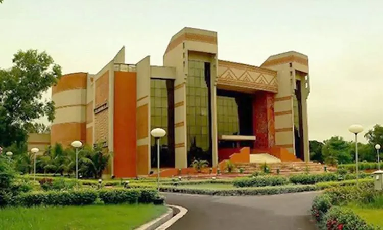 Indian Institute of Management Calcutta (IIMC)