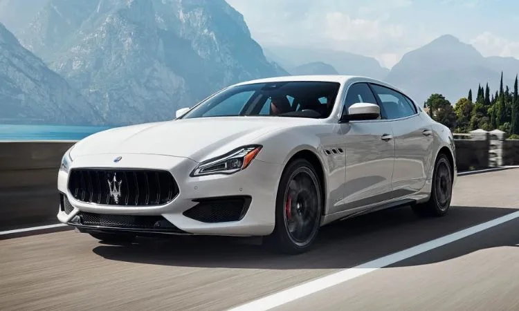 Maserati Quattroporte