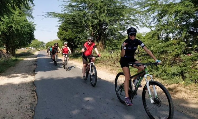 cycling tours in delhi ridge